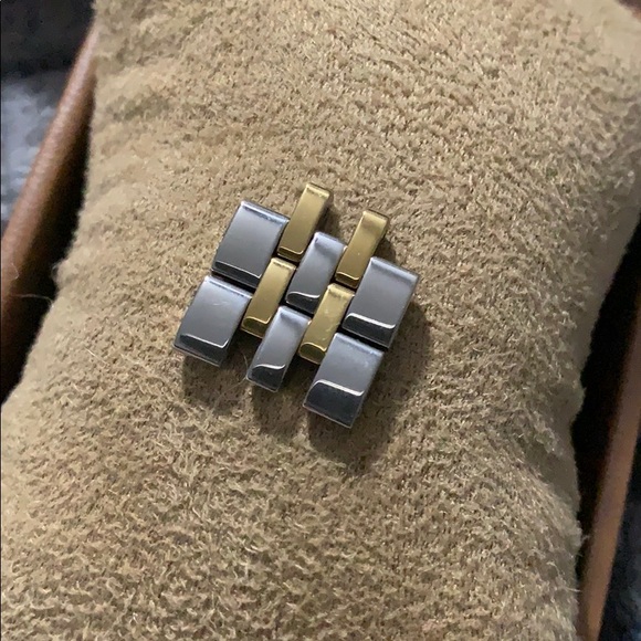 Michael Kors 2 toned watch🕥🕦 - Picture 9 of 10